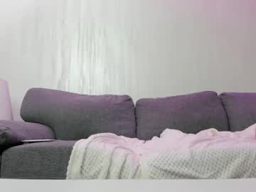Kittyknox Chaturbate stream image from December 06, 2025