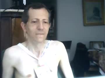 Lucianoaxel Chaturbate stream image from December 06, 2025