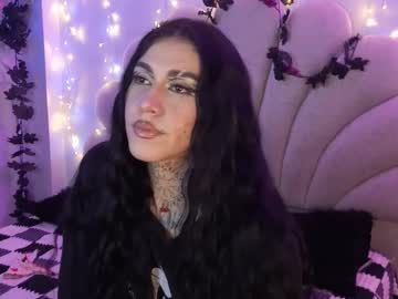 Korolovaa Chaturbate stream image from December 07, 2025