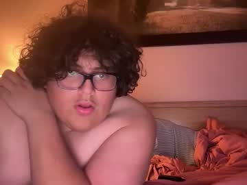 Chubbybisexualgamer Chaturbate stream image from December 07, 2025