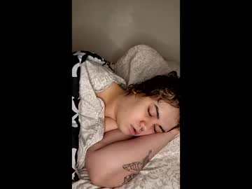 Prettyandpeachy Chaturbate stream image from December 07, 2025
