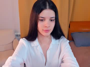 Softlyy_Bold Chaturbate stream image from December 07, 2025