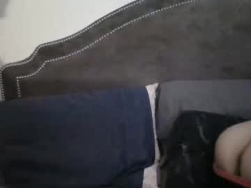Chloecreamm Chaturbate stream image from December 07, 2025