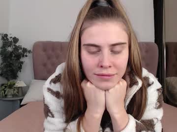 Little_Cu1tie Chaturbate stream image from December 07, 2025