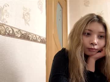 Hedyguimares Chaturbate stream image from December 07, 2025