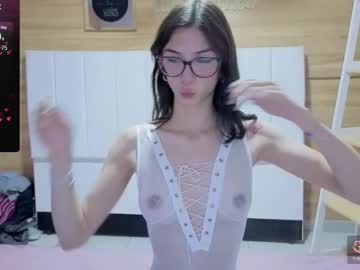 Emily33_A Chaturbate stream image from December 07, 2025