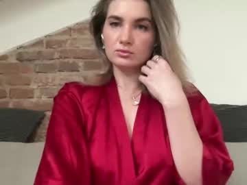 Heiva1 Chaturbate stream image from December 07, 2025