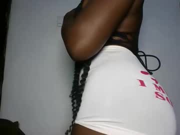 Petitemabel27 Chaturbate stream image from December 07, 2025