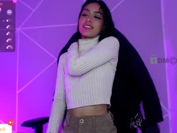 Lilylouisee_ Chaturbate stream image from December 07, 2025