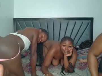 Sweet_22ass Chaturbate stream image from December 07, 2025