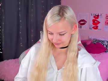 Murmurmiace Chaturbate stream image from December 07, 2025