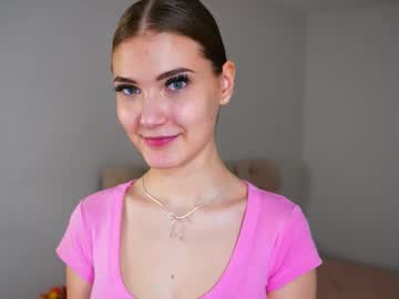 Genielenior Chaturbate stream image from December 07, 2025
