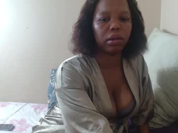 Juicyass__ Chaturbate stream image from December 07, 2025
