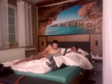Sunleon2 Chaturbate stream image from December 07, 2025