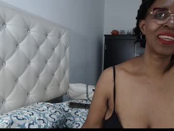 Ebony_M1lf Chaturbate stream image from December 07, 2025