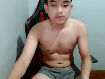 Urasian_Kentoyxx77 Chaturbate stream image from December 07, 2025