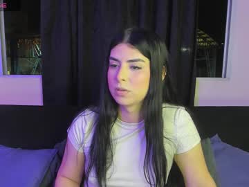 Ari_Peaches Chaturbate stream image from December 08, 2025
