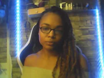Goldamethyst98 Chaturbate stream image from December 08, 2025