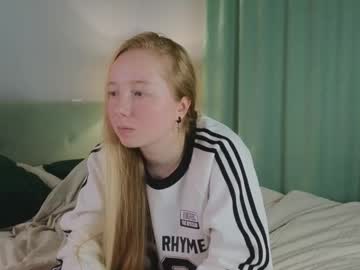 Marylouiselidbom Chaturbate stream image from December 08, 2025