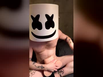 Daddydomdoes Chaturbate stream image from December 08, 2025