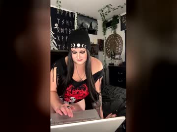 Sirenlux Chaturbate stream image from December 08, 2025