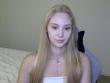Laylapretty001 Chaturbate stream image from December 08, 2025