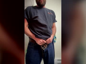 Funsuckngetfucked Chaturbate stream image from December 08, 2025