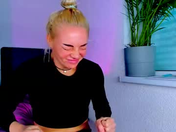 Adriana_Coy_ Chaturbate stream image from December 08, 2025