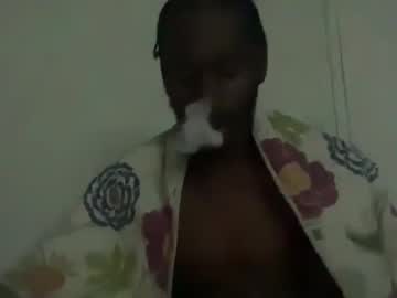 Thirdlegkenny Chaturbate stream image from December 08, 2025