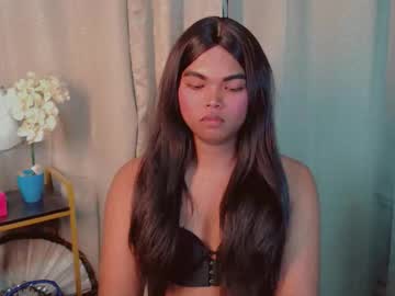 Heavenlysexkendal Chaturbate stream image from December 08, 2025