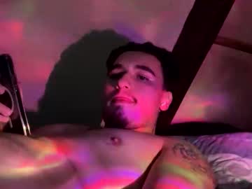 Alexbravo13 Chaturbate stream image from December 08, 2025