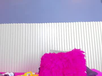 Luxemilf Chaturbate stream image from December 08, 2025