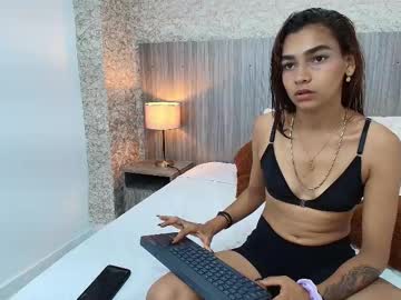 Zoe_Bermudez Chaturbate stream image from December 08, 2025