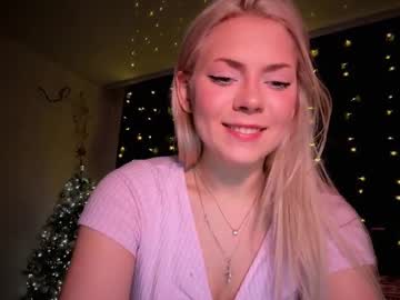 Aliceoceaneyes Chaturbate stream image from December 08, 2025