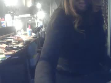 Banxksnomi Chaturbate stream image from December 08, 2025