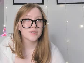 Alexzaa_Fox Chaturbate stream image from December 08, 2025