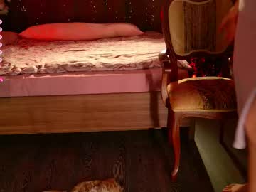 Lunalike Chaturbate stream image from December 08, 2025