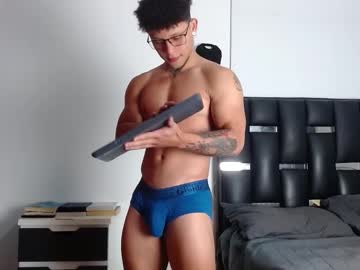 Erosscott Chaturbate stream image from December 08, 2025