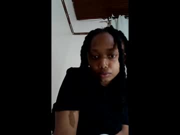 Poppy819126 Chaturbate stream image from December 08, 2025