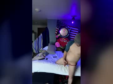 3hockey22 Chaturbate stream image from December 08, 2025