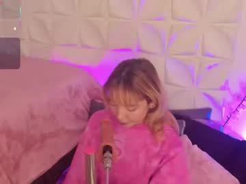 Juliethmosss Chaturbate stream image from December 08, 2025