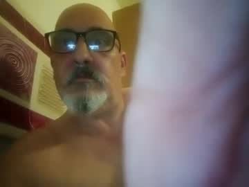 Frajimhorm Chaturbate stream image from December 08, 2025