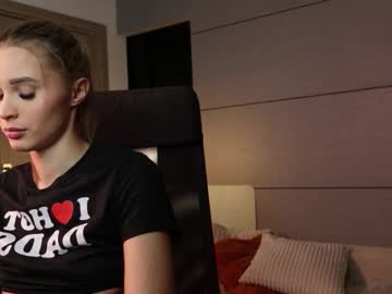 Emma__Cutiee Chaturbate stream image from December 09, 2025