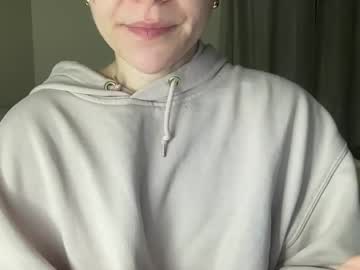 Maddyhasyummypussy Chaturbate stream image from December 09, 2025