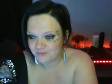 Honeychambers Chaturbate stream image from December 09, 2025