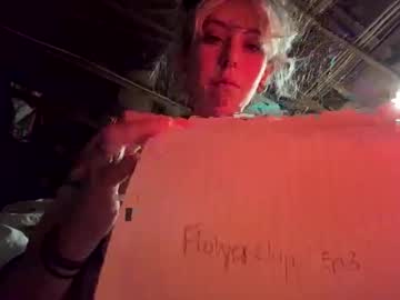 Blubug22 Chaturbate stream image from December 09, 2025