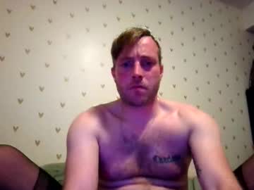 Raveshirt Chaturbate stream image from December 09, 2025