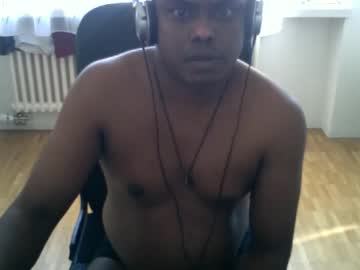 Lillplutobaby Chaturbate stream image from December 09, 2025