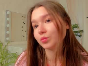 Mckenziecana Chaturbate stream image from December 09, 2025