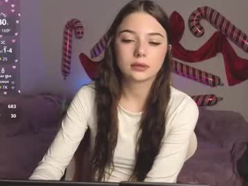 Bellamollys Chaturbate stream image from December 09, 2025